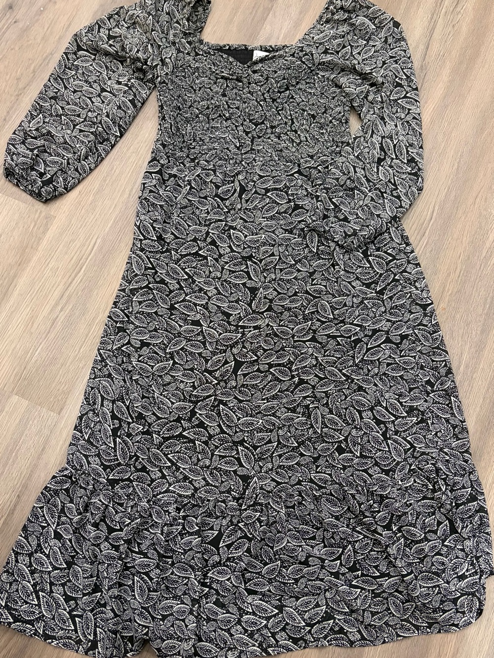 Japna Black and White Leaf-Print Smocked Midi Dress